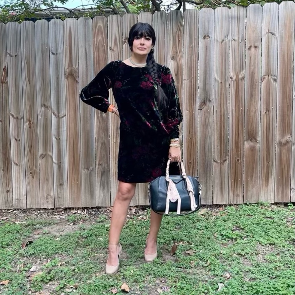NWT Ann Taylor Cuffed Floral Print Velvet Shift Dress In Black